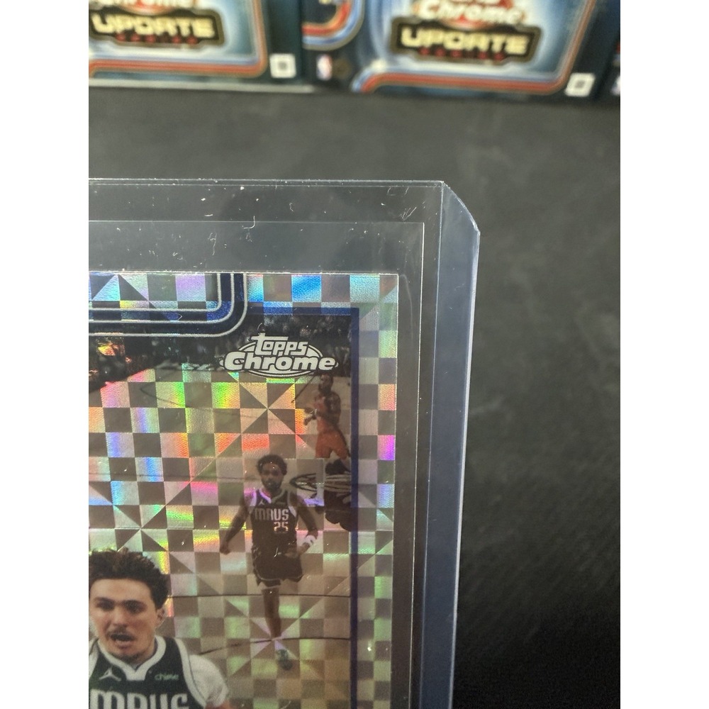 2025-26 Topps Chrome Update - Cooper Flagg #151 X-Fractor (RC) - Picture 4 of 6